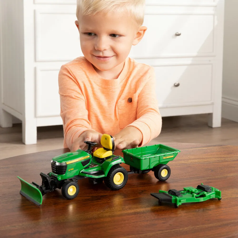 1:16 John Deere X758 Lawn Mower Tractor With Accessories Toy