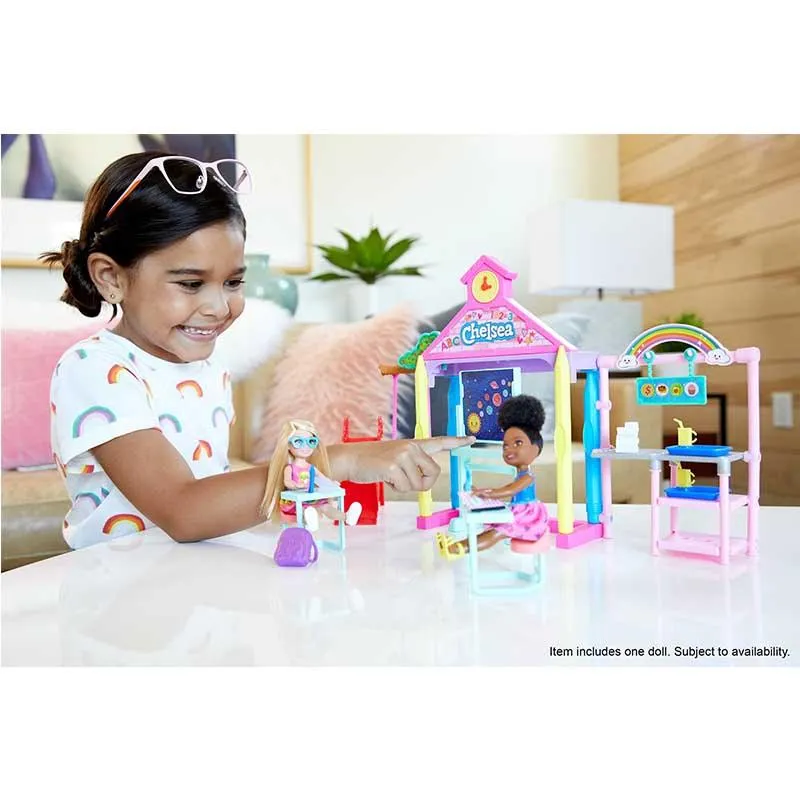 Barbie Club Chelsea School Playset