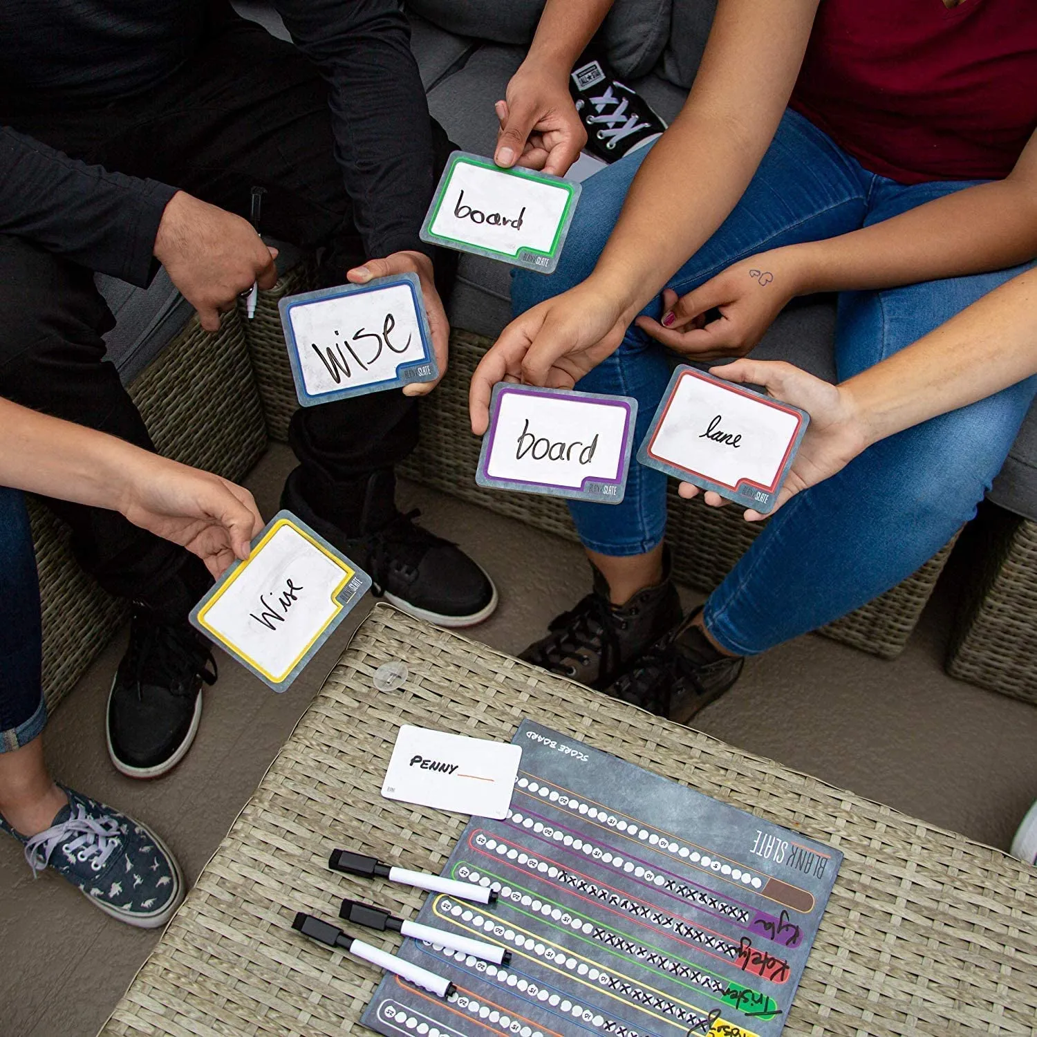 Board game Usaopoly Blank Slate: The Game Where Great Minds Think Alike