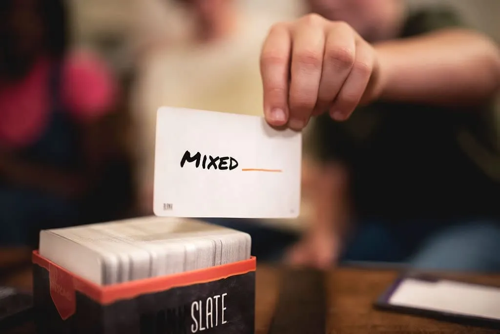 Board game Usaopoly Blank Slate: The Game Where Great Minds Think Alike