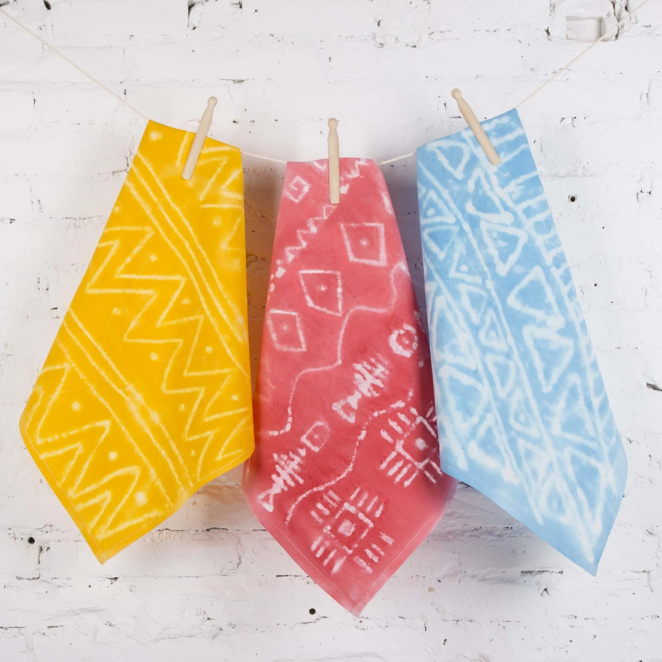 Crafters DIY Hand Dye Batik Bandana