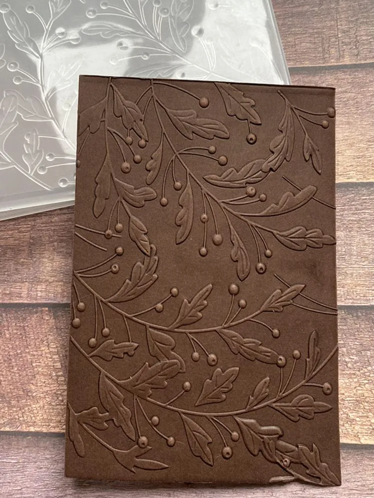 Poppy Crafts 3D Embossing Folder #22 - Wild Berries